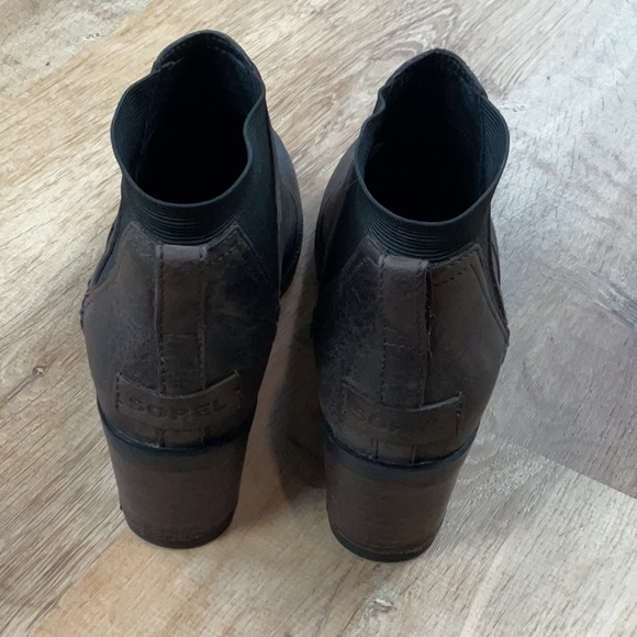 Sorel Cate Waterproof Women's Chelsea Boot Casual Blackened Brown - Picture 5 of 9